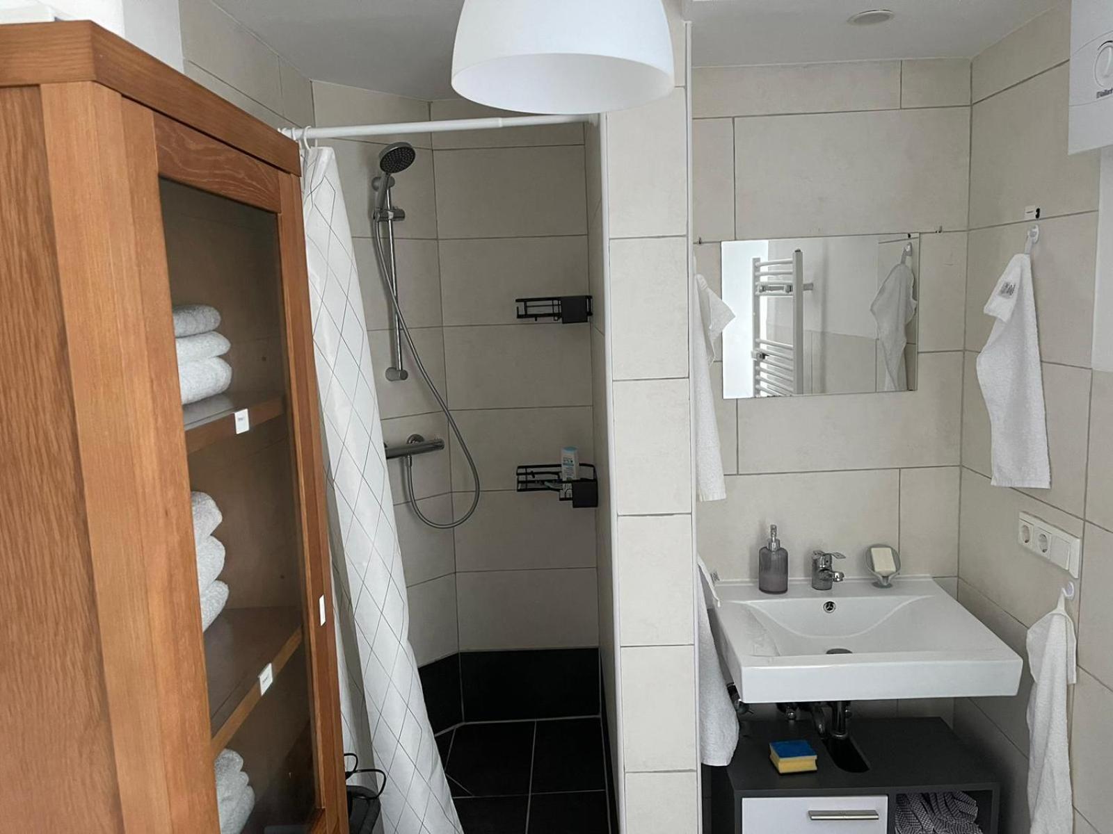 Bequemes Einzelzimmer Im Herzen Von Kassel Eksteriør billede